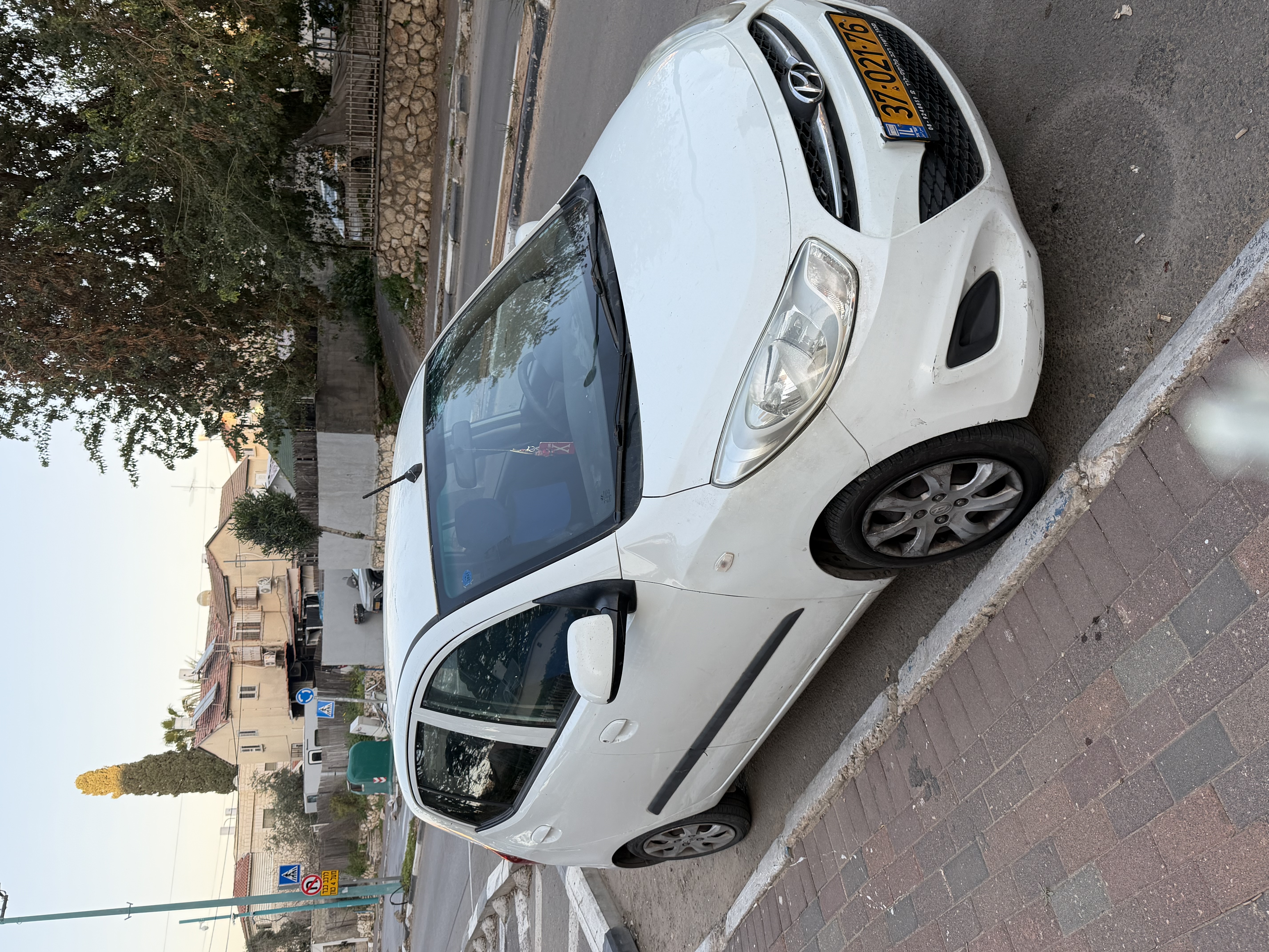 יונדאי i10 INSPIRE 2011